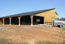 (19) Stabulation LC avec Panneaux Solaires