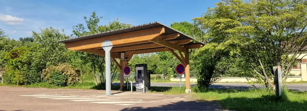 Carport solaire pour un véhicule - CMBM