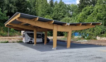 Ombrière solaire en Y